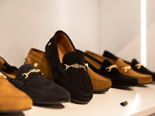Stow Display Gallery