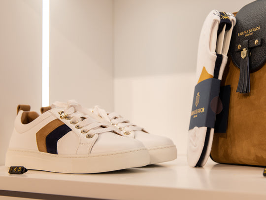 Stow Display Gallery