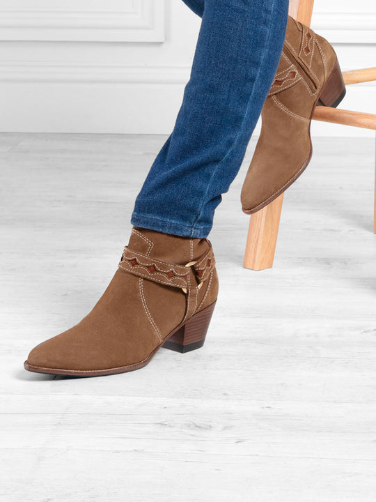 The Ohio - Women's Ankle Boots - Tan Suede