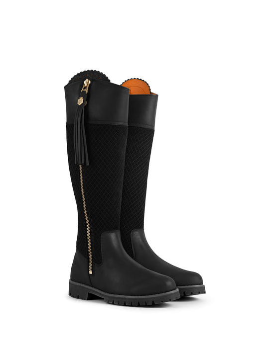 The Quilted Explorer - Black