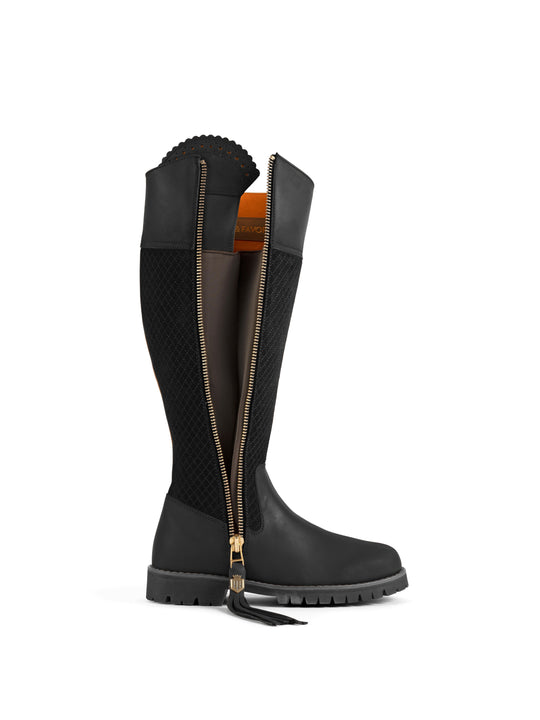 The Quilted Explorer - Black