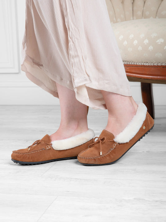 The Henley - Women's Slipper - Tan Suede & Cream