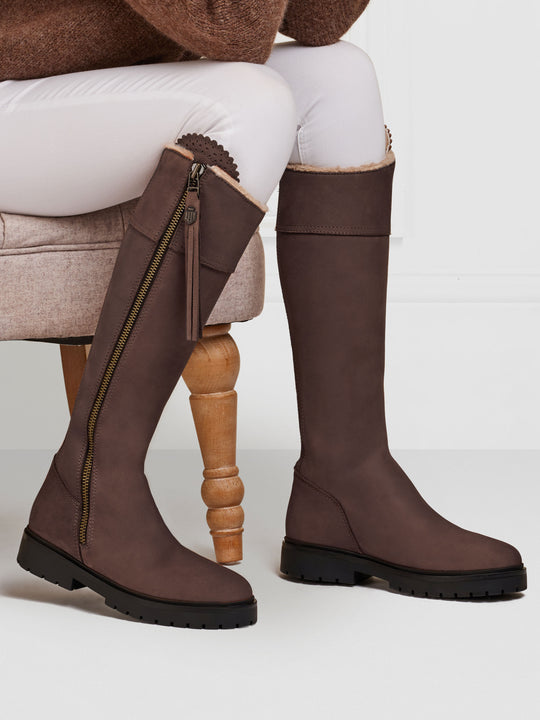 The Shearling Lined Regina (Regular Fit) - Chocolate Nubuck