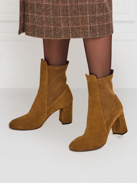 The Belgravia - Women's Ankle Boots - Tan Suede