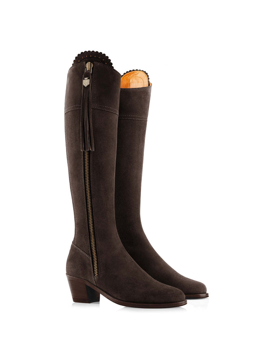 The Heeled Regina (Chocolate) Narrow Fit - Suede Boot